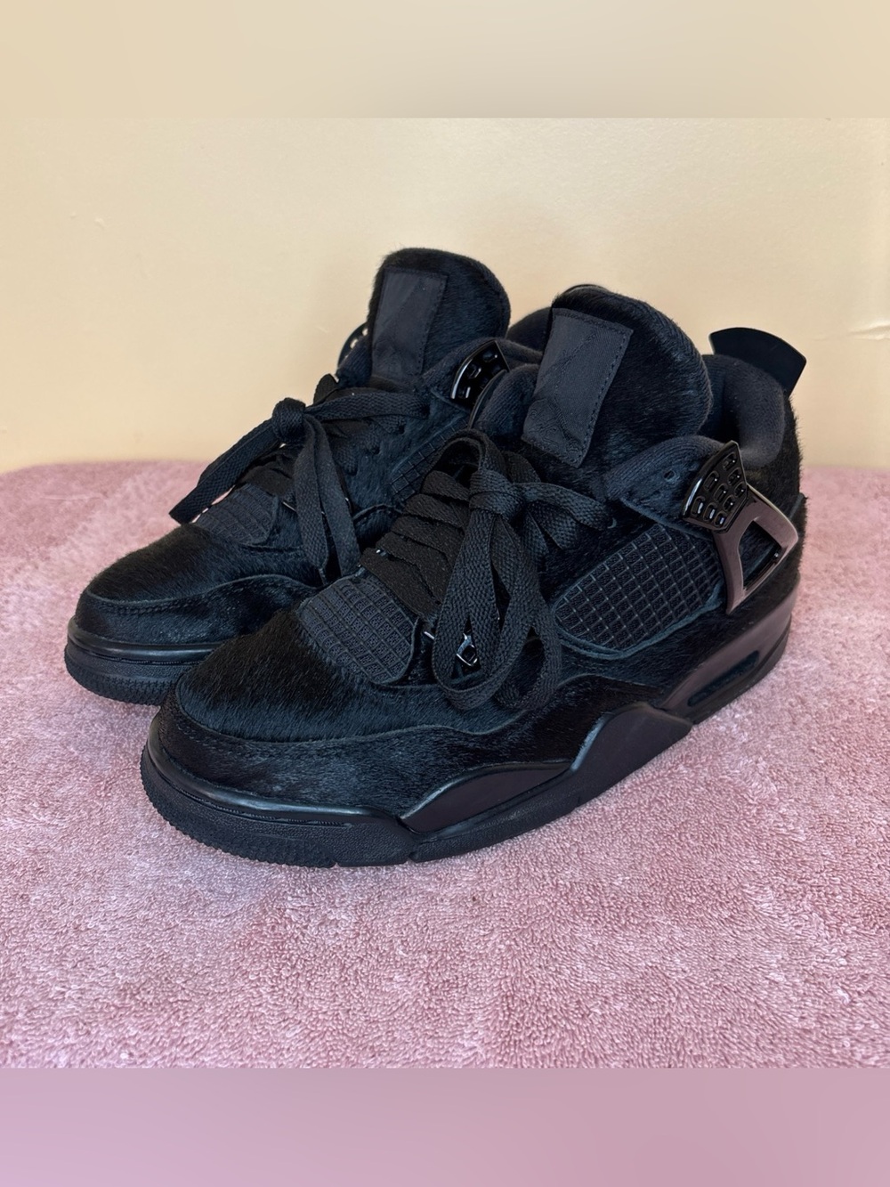 Size 8 Women’s Olivia Kim x Air Jordan 4 Retro CK2925-001